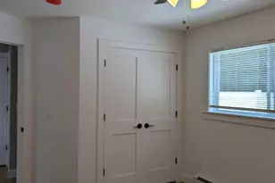 1737 N Gardiner Dr, Bay Shore, NY 11706 - Photo 2