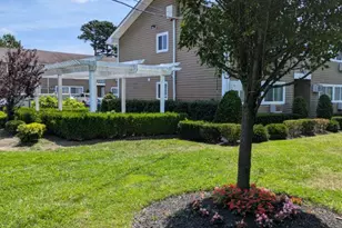 1737 N Gardiner Dr, Bay Shore, NY 11706 - Photo 8