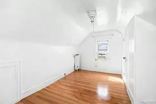 89-26 210th St, Queens Village, NY 11427 - Photo 8