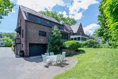 304 Crestwood Avenue, Tuckahoe, NY 10707 - Photo 22