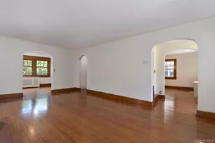 304 Crestwood Ave, Tuckahoe, NY 10707 - Photo 6