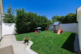2589 Southard Ave, Oceanside, NY 11572 - Photo 22