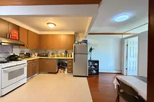 31-12 Union St, Flushing, NY 11354 - Photo 8