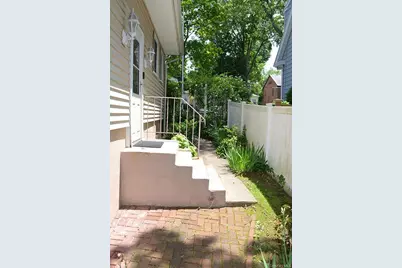 53 Ogden Avenue, White Plains, NY 10605 - Photo 18