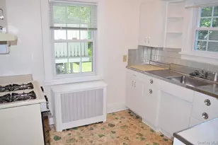 53 Ogden Ave, White Plains, NY 10605 - Photo 8