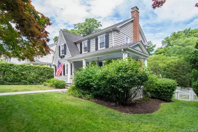 19 Bayberry Street, Bronxville, NY 10708 - Photo 2