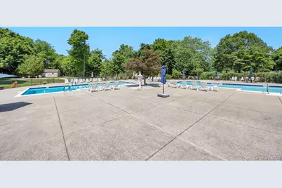 703 Drew Drive #D7, Saint James, NY 11780 - Photo 32