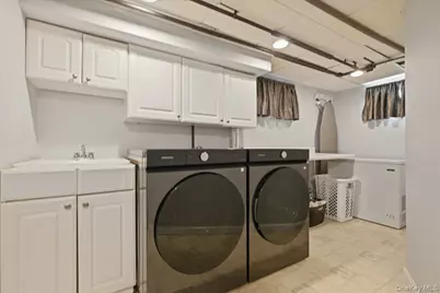 1022 White Birch Lane, Wantagh, NY 11793 - Photo 26