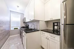 126 Church St, New Rochelle, NY 10805 - Photo 4
