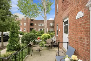 15 Leewood, Eastchester, NY 10709 - Photo 2