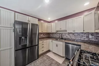 515 Picasso Way #515, Middle Island, NY 11953 - Photo 8