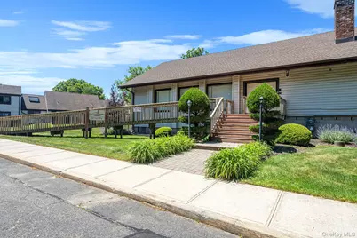515 Picasso Way #515, Middle Island, NY 11953 - Photo 20