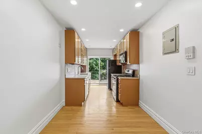 207-10 42nd Avenue #2, Bayside, NY 11361 - Photo 4