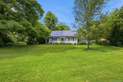 2 Maple Lane, Hyde Park, NY 12538 - Photo 6