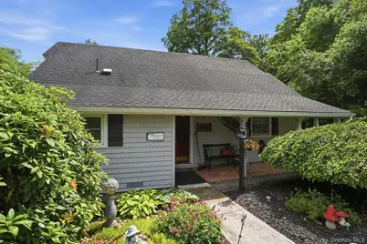 2 Maple Lane, Hyde Park, NY 12538 - Photo 8