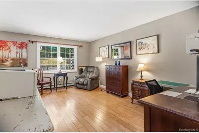 9 Dillmont Drive, Smithtown, NY 11787 - Photo 4