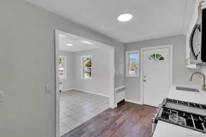 863 Prospect Avenue, Westbury, NY 11590 - Photo 8