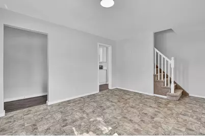 863 Prospect Avenue, Westbury, NY 11590 - Photo 4