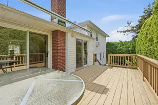 2367 Aron Dr E, Seaford, NY 11783 - Photo 26