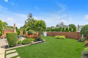 2163 Spruce St, Wantagh, NY 11793 - Photo 20