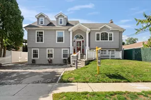 16 Taft Ave, Bethpage, NY 11714 - Photo 2
