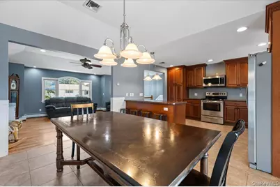 16 Taft Avenue, Bethpage, NY 11714 - Photo 14