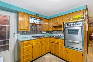 276 Parkway Dr, Calverton, NY 11933 - Photo 30