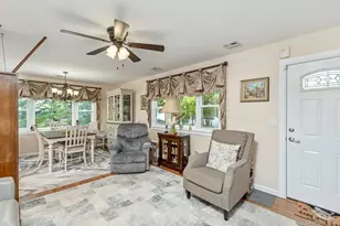 276 Parkway Dr, Calverton, NY 11933 - Photo 10