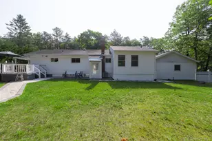 276 Parkway Dr, Calverton, NY 11933 - Photo 38