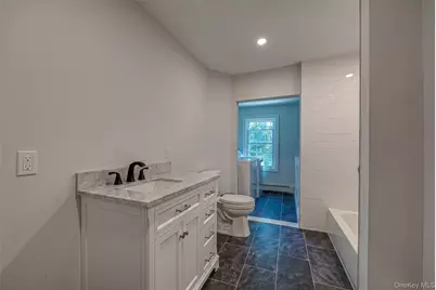 68 Nassau Road, Huntington, NY 11743 - Photo 10