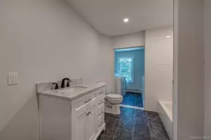 68 Nassau Rd, Huntington, NY 11743 - Photo 10