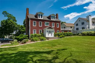 68 Nassau Rd, Huntington, NY 11743 - Photo 4