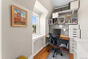 2 Alden Pl, Bronxville, NY 10708 - Photo 4