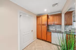 52 Eastlake Ave, Massapequa Park, NY 11762 - Photo 12