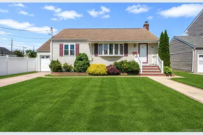 52 Eastlake Avenue, Massapequa Park, NY 11762 - Photo 2