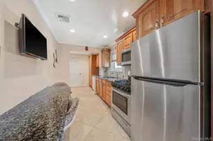 52 Eastlake Ave, Massapequa Park, NY 11762 - Photo 10