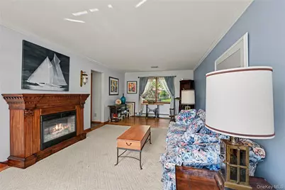 114 Fairfax Avenue, Hawthorne, NY 10532 - Photo 6