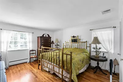 34 Aberdeen Road, Smithtown, NY 11787 - Photo 16
