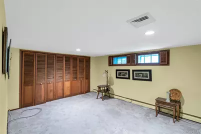 34 Aberdeen Road, Smithtown, NY 11787 - Photo 28