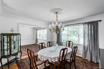 34 Aberdeen Road, Smithtown, NY 11787 - Photo 12