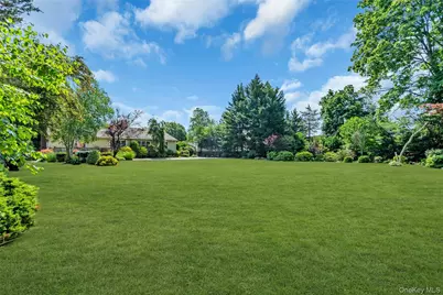 34 Aberdeen Road, Smithtown, NY 11787 - Photo 36