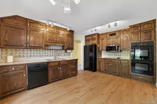 300 Heritage Hills, Somers, NY 10589 - Photo 16