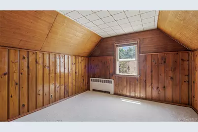 65 Stewart Avenue, Garden City, NY 11530 - Photo 10