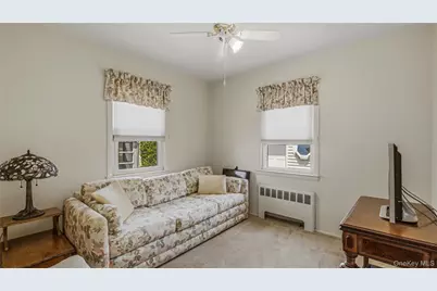 65 Stewart Avenue, Garden City, NY 11530 - Photo 8