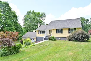 136 Foggintown Rd, Brewster, NY 10509 - Photo 4