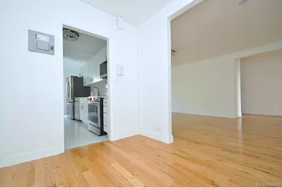 1 Broad Parkway #5R, White Plains, NY 10601 - Photo 26