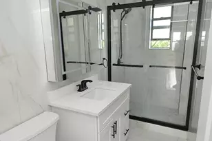 1 Broad Pkwy, White Plains, NY 10601 - Photo 24