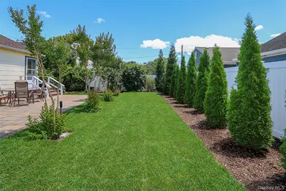 110 Franklin Avenue, East Northport, NY 11731 - Photo 18