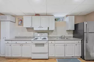 1010 Sipp Ave, Medford, NY 11763 - Photo 24