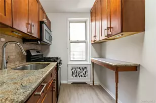 5610 Netherland Ave, Bronx, NY 10471 - Photo 10